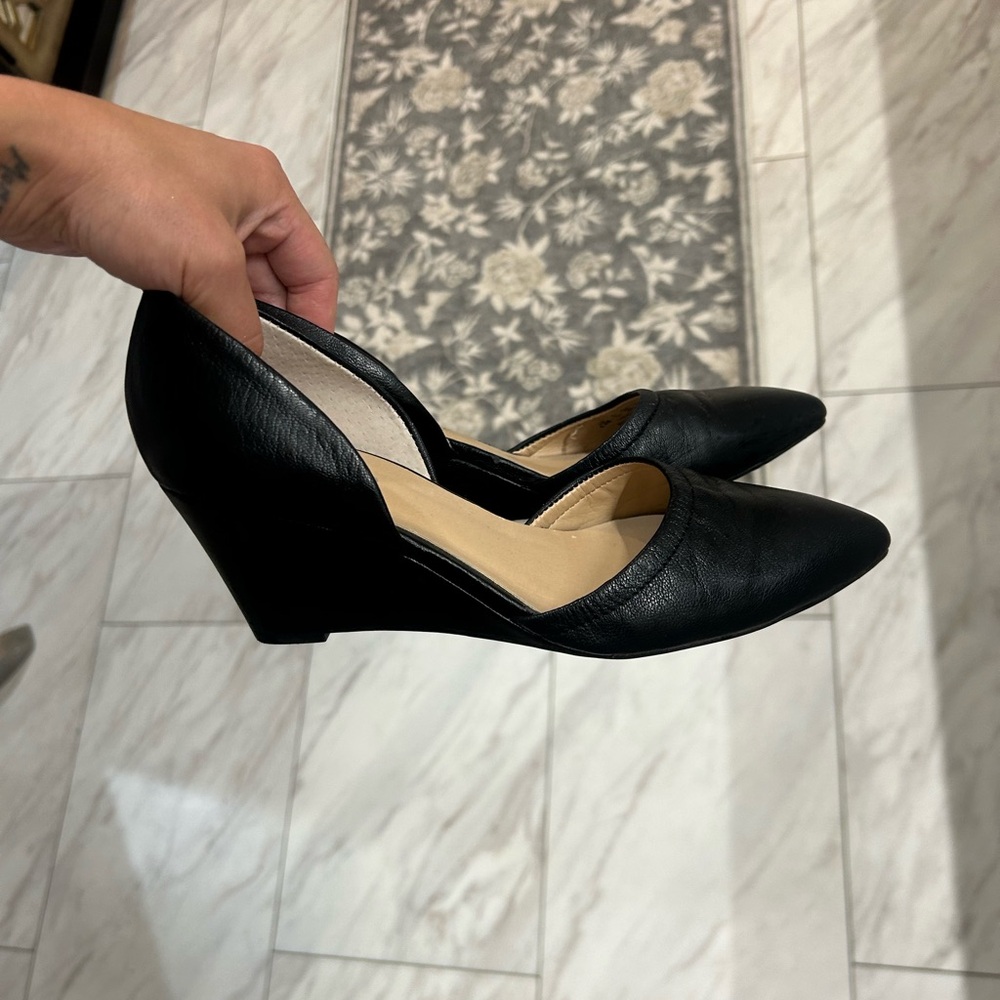 Franco Sarto Fenway Women's Leather Wedge Heel D'Orsay Pumps